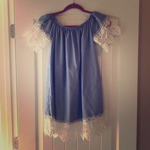 Forever 21 off-shoulder dress - M